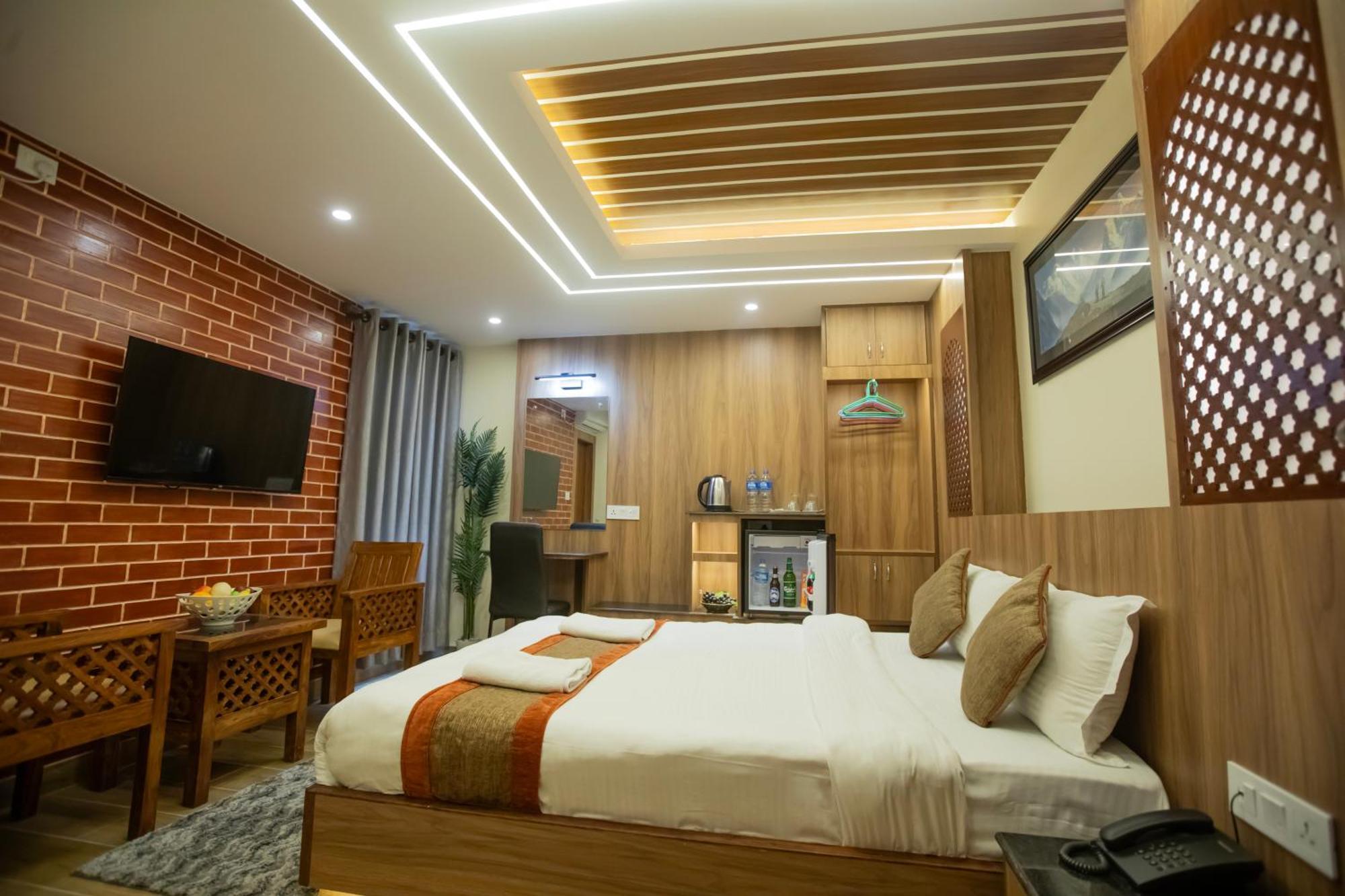 Capital Boutique Hotel Катманду Экстерьер фото