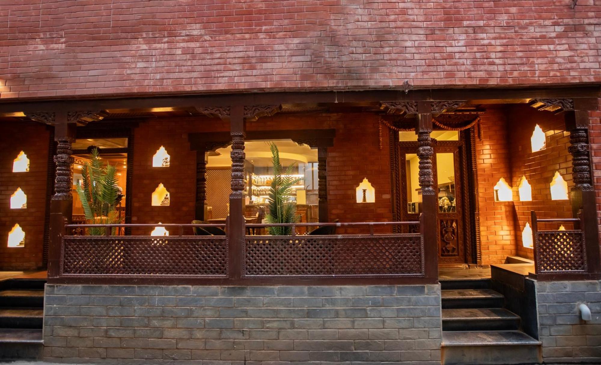 Capital Boutique Hotel Катманду Экстерьер фото